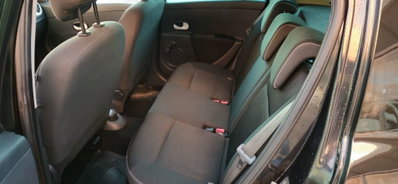 Renault Clio 1.2 16V 5 porte (6)