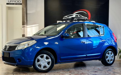 Dacia Sandero 1.4 8V Lauréate usata