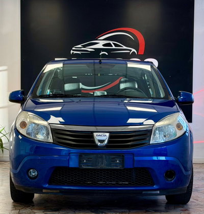 Dacia Sandero 1.4 8V Lauréate (2)