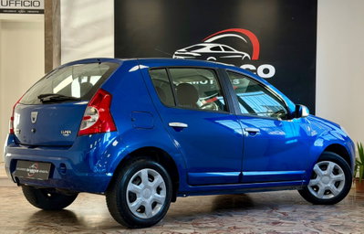 Dacia Sandero 1.4 8V Lauréate (5)