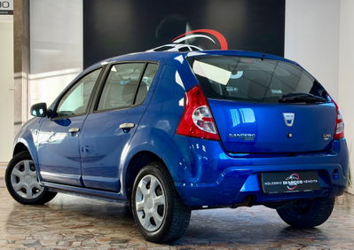 Dacia Sandero 1.4 8V Lauréate (7)