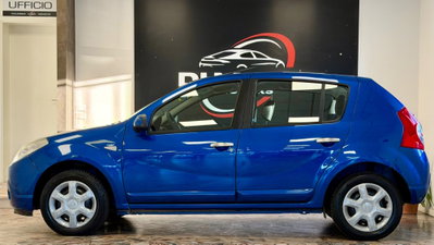 Dacia Sandero 1.4 8V Lauréate (8)
