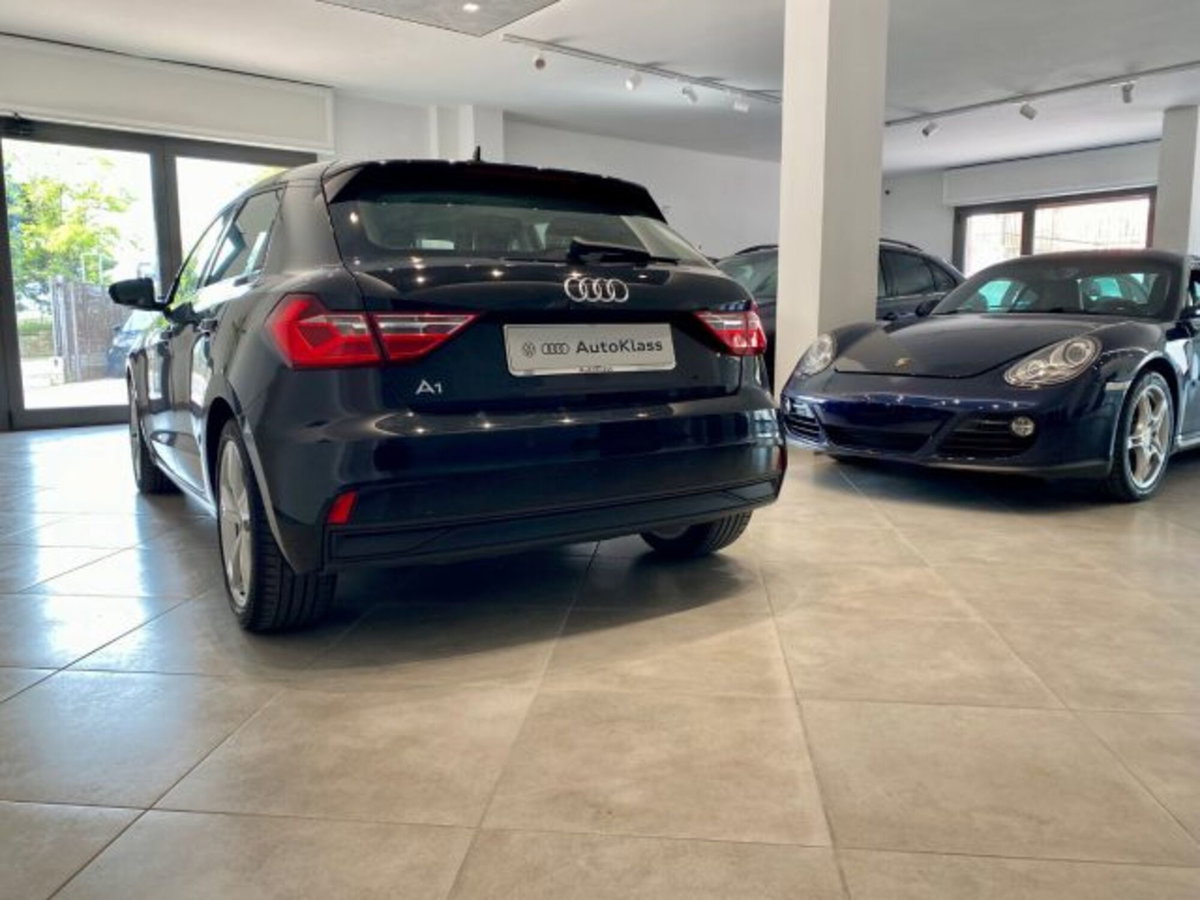 Audi A1 Sportback 30 TFSI Admired Advanced (8)