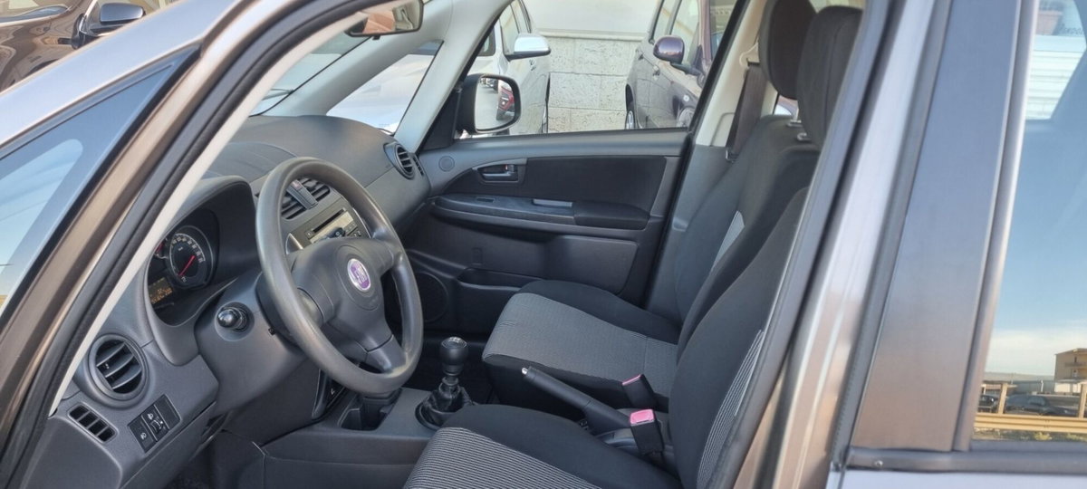 Fiat Sedici 2.0 MJT 16V DPF 4x4 Dynamic (6)