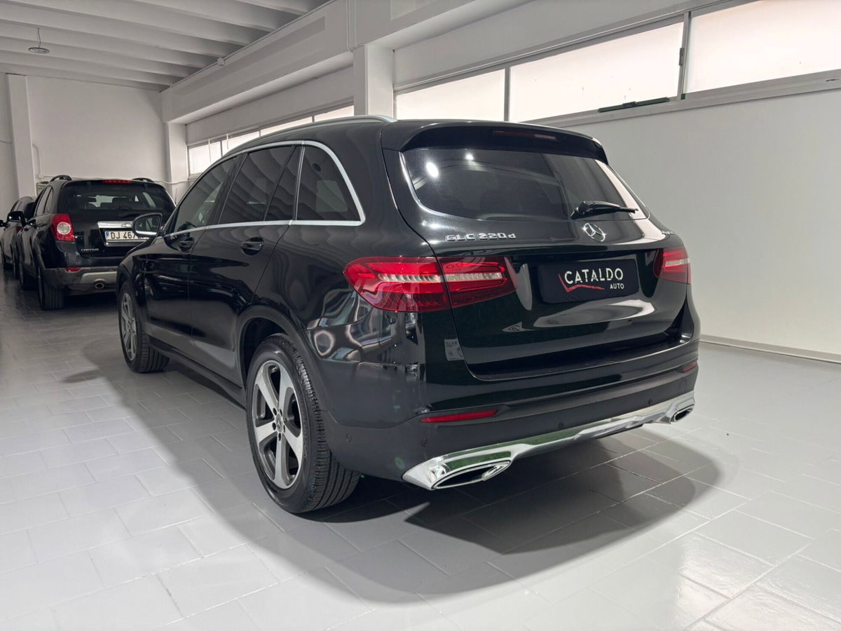 Mercedes-Benz GLC SUV 220 d 4Matic Sport (3)