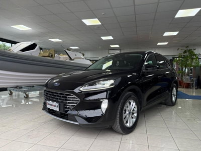 Ford Kuga 1.5 EcoBoost 150 CV 2WD Titanium X (2)