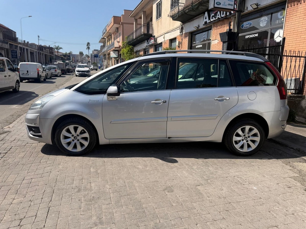 Citroen C4 Picasso 1.6 HDi 110 FAP Exclusive (8)