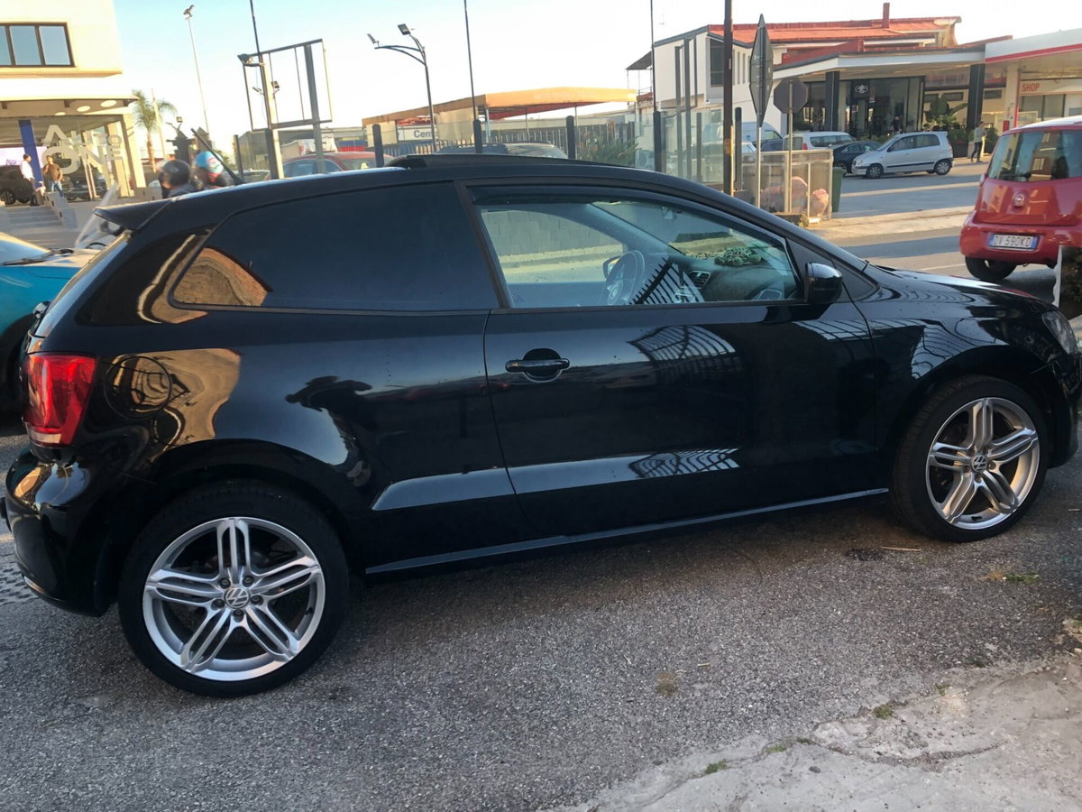 Volkswagen Polo 1.6 TDI 90CV DPF 3 porte Highline (3)