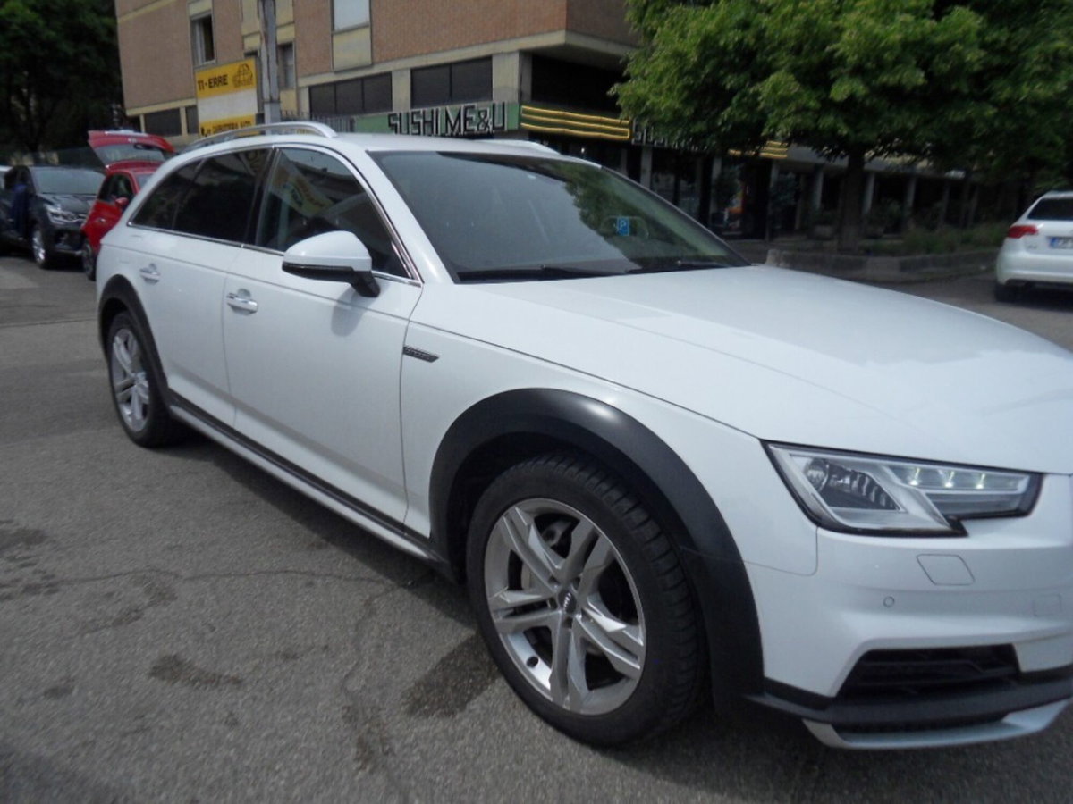 Audi A4 Allroad 2.0 TDI 190 CV S tronic Business Evolution (13)