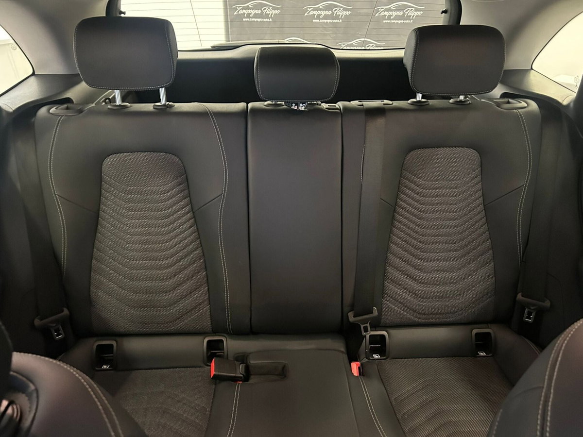 Mercedes-Benz Classe B 180 d AMG Line Premium Plus auto (18)