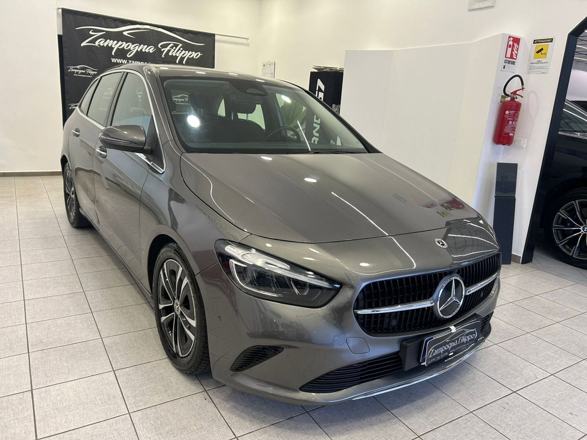 Mercedes-Benz Classe B 180 d AMG Line Premium Plus auto (4)