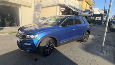 Volkswagen T-Roc 1.0 tsi Style 115cv (4)
