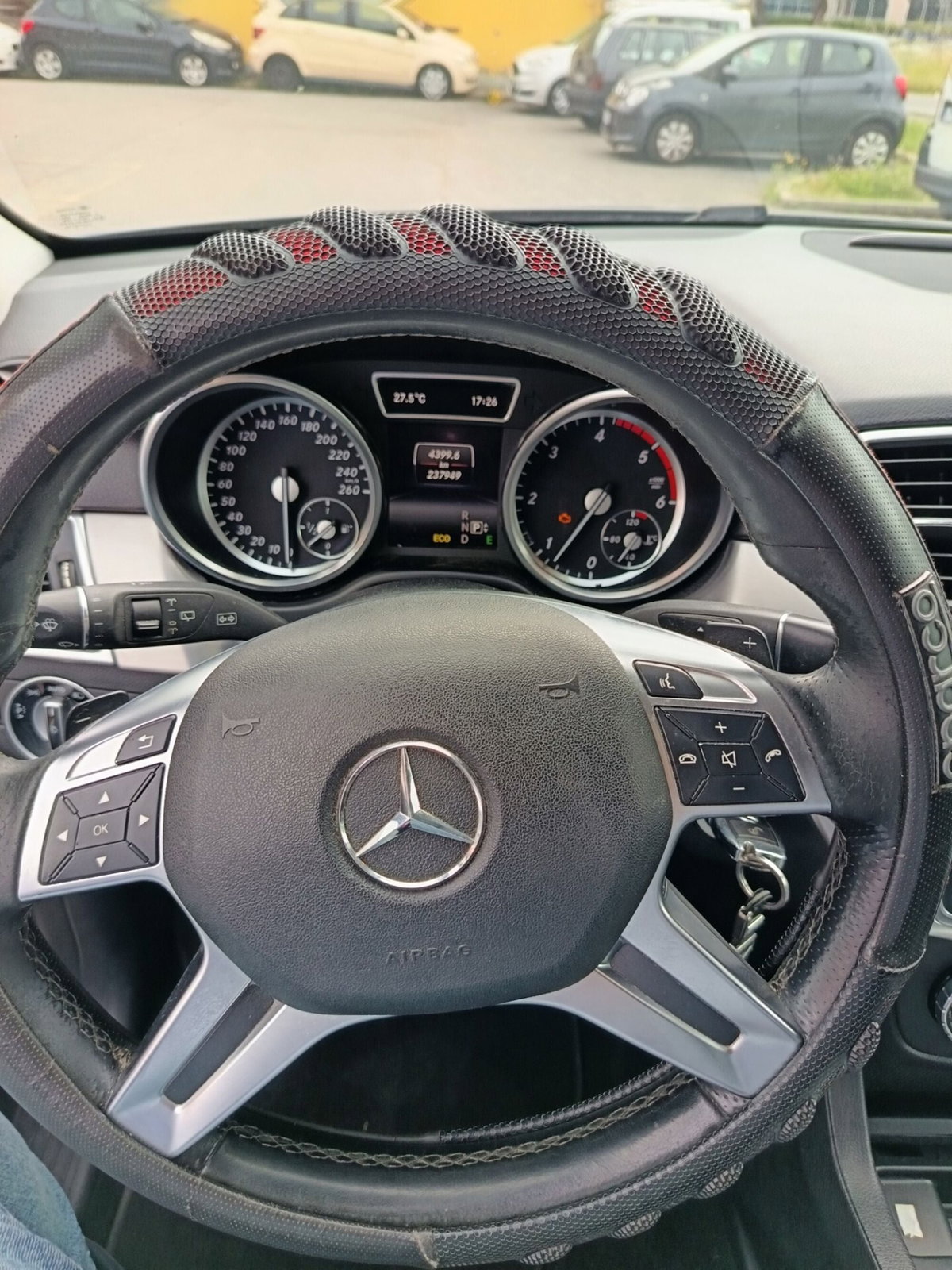Mercedes-Benz Classe ML 250 BlueTEC 4Matic Sport (18)