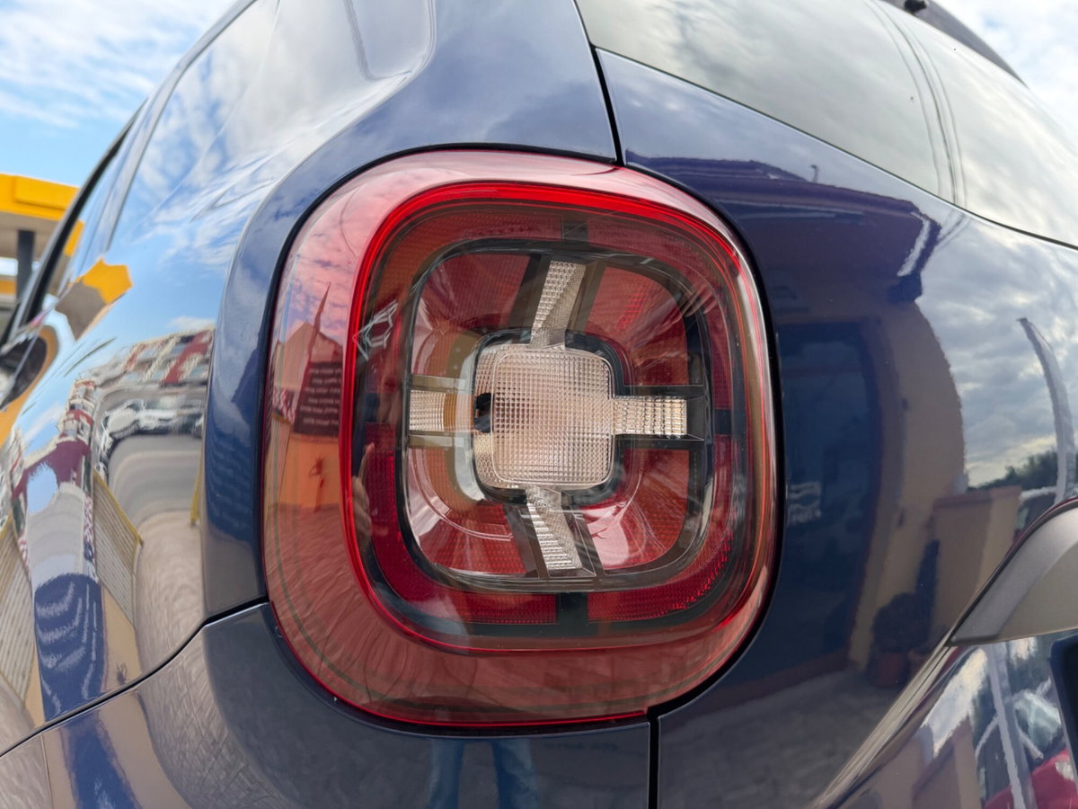 Dacia Duster 1.5 dCi 8V 110 CV 4x2 Prestige (11)