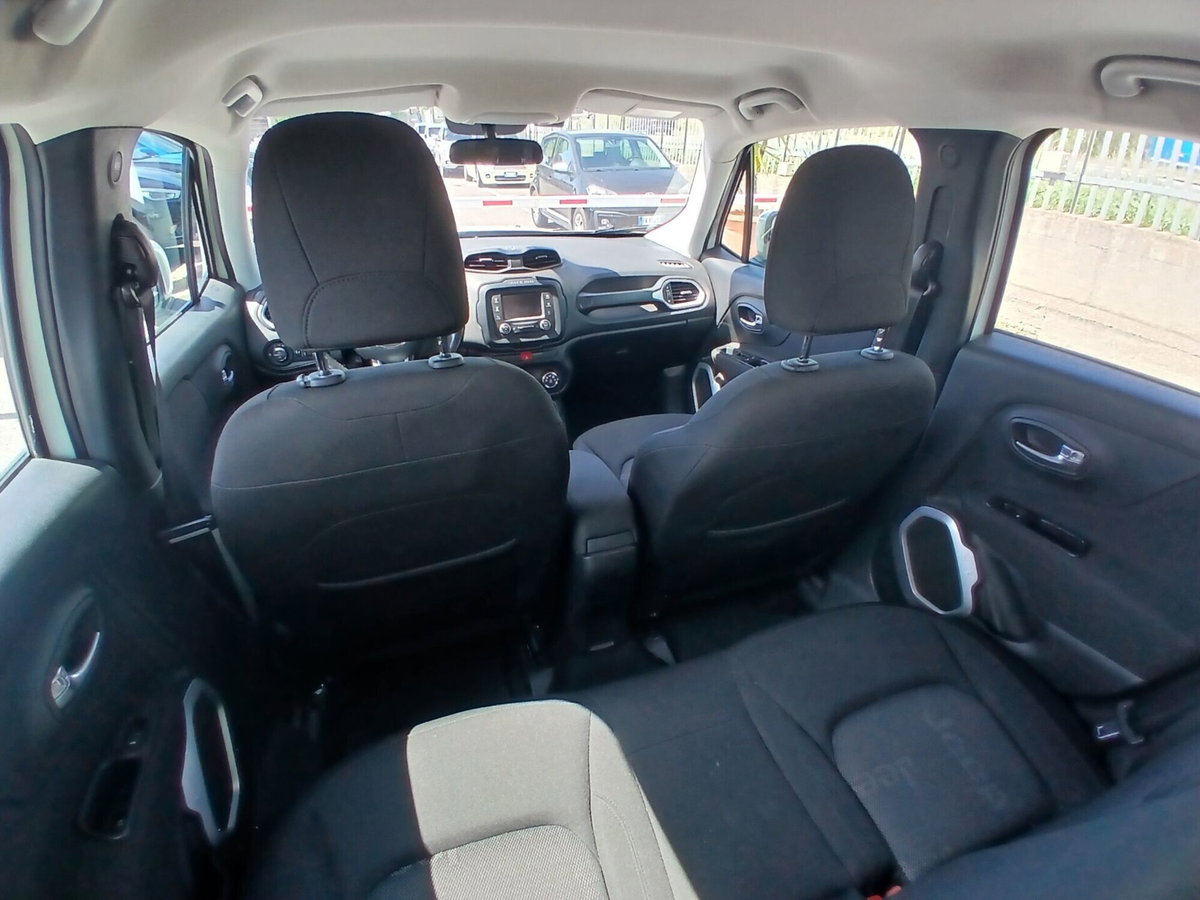 Jeep Renegade 2.0 Mjt 140CV 4WD Active Drive Limited (19)