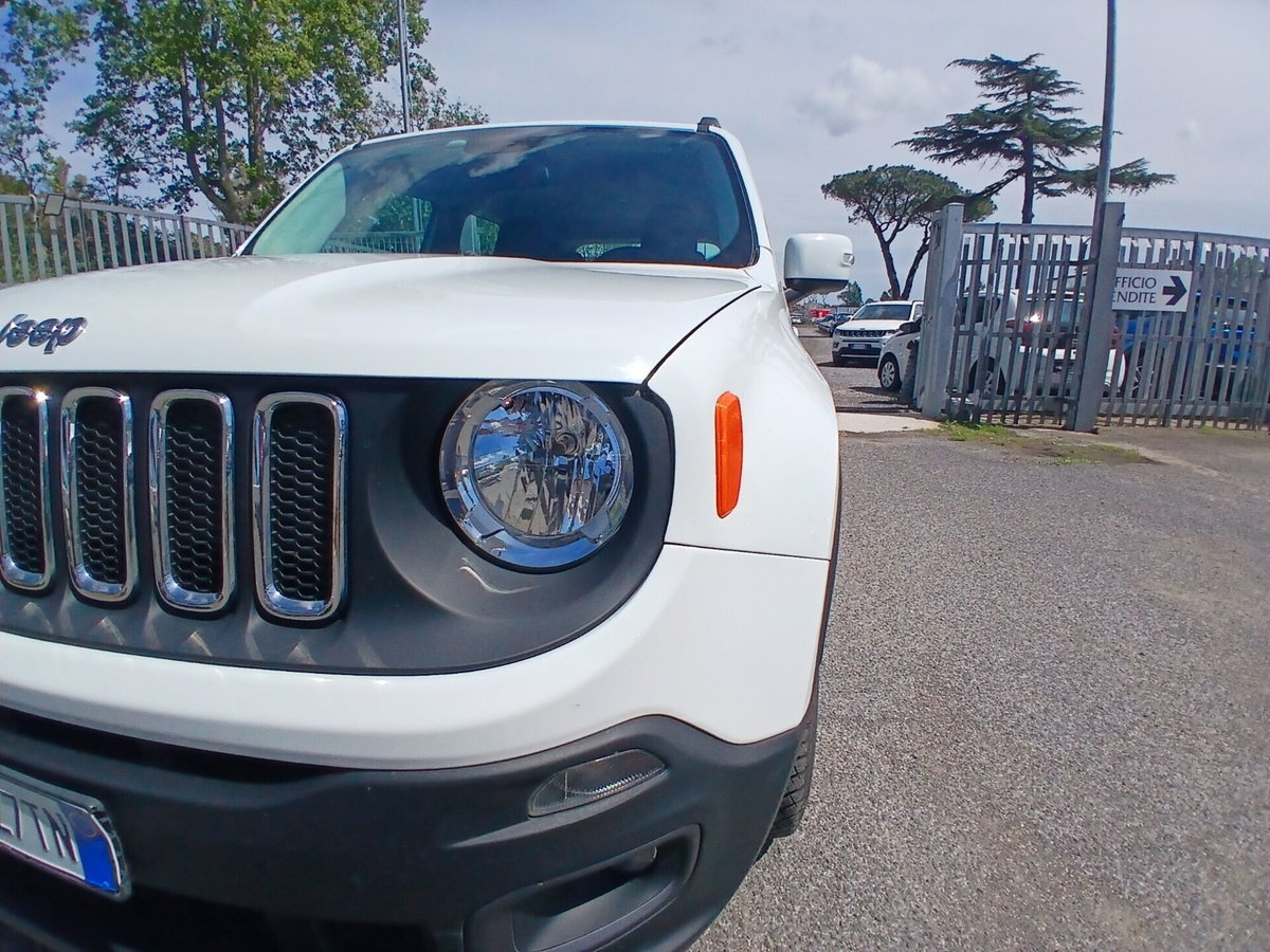 Jeep Renegade 2.0 Mjt 140CV 4WD Active Drive Limited (9)