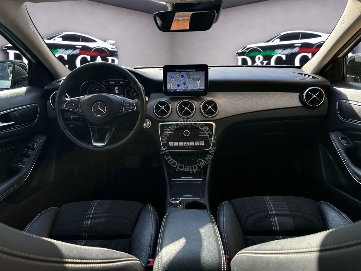 Mercedes-Benz GLA SUV 180 Sport (9)