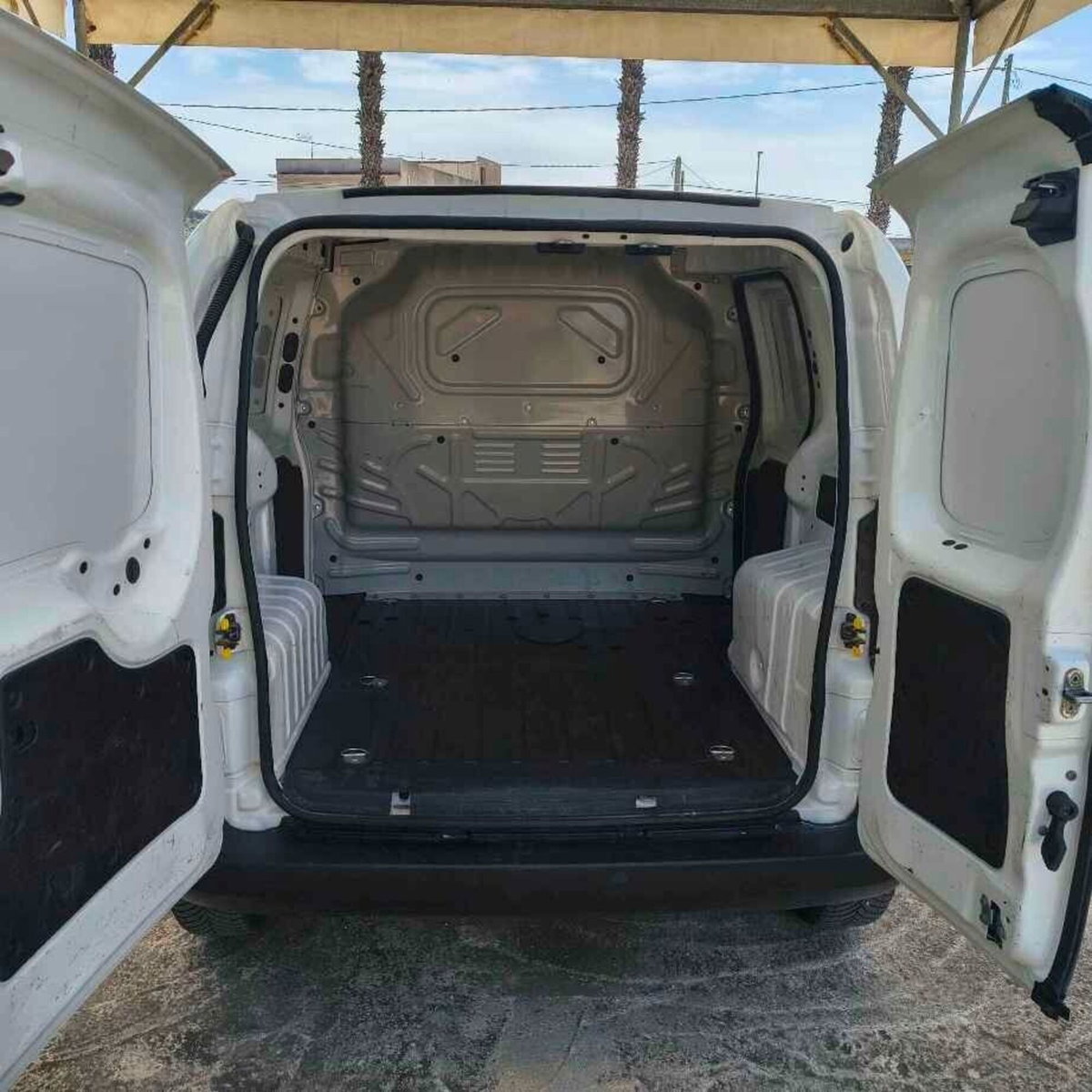 Fiat Fiorino QUBO 1.3 MJT 95CV SX (N1) (7)