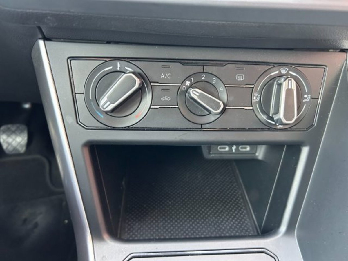Volkswagen Polo 1.0 TGI 5p. Life (10)