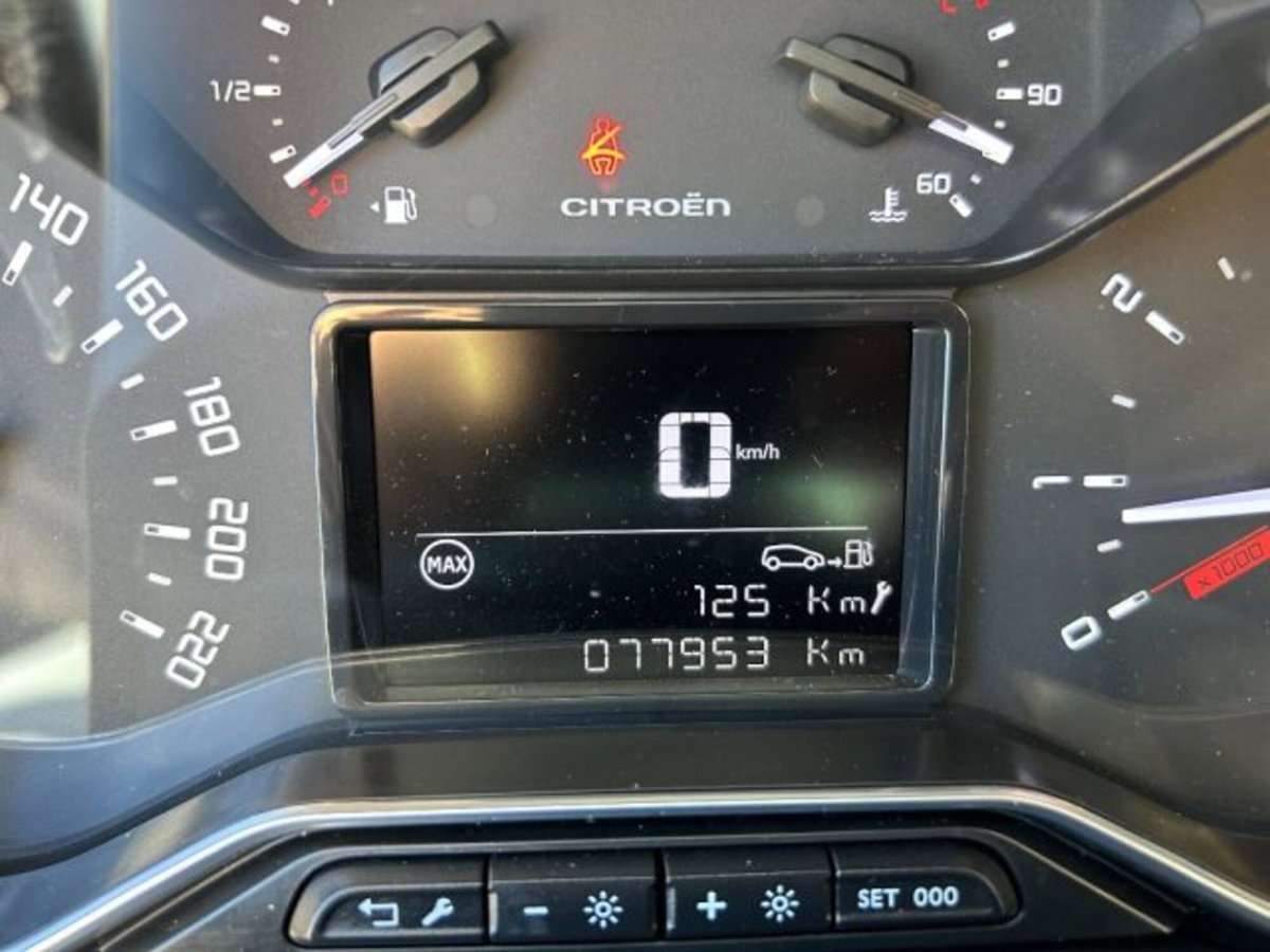 Citroen C3 Aircross BlueHDi 100 S&S Feel (9)