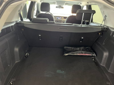 Land Rover Discovery Sport 2.0 TD4 150 CV Pure (11)