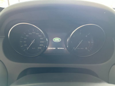 Land Rover Discovery Sport 2.0 TD4 150 CV Pure (9)