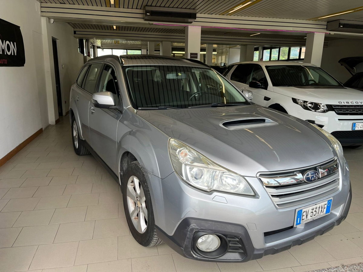 Subaru Outback 2.0D CVT Exclusive (3)