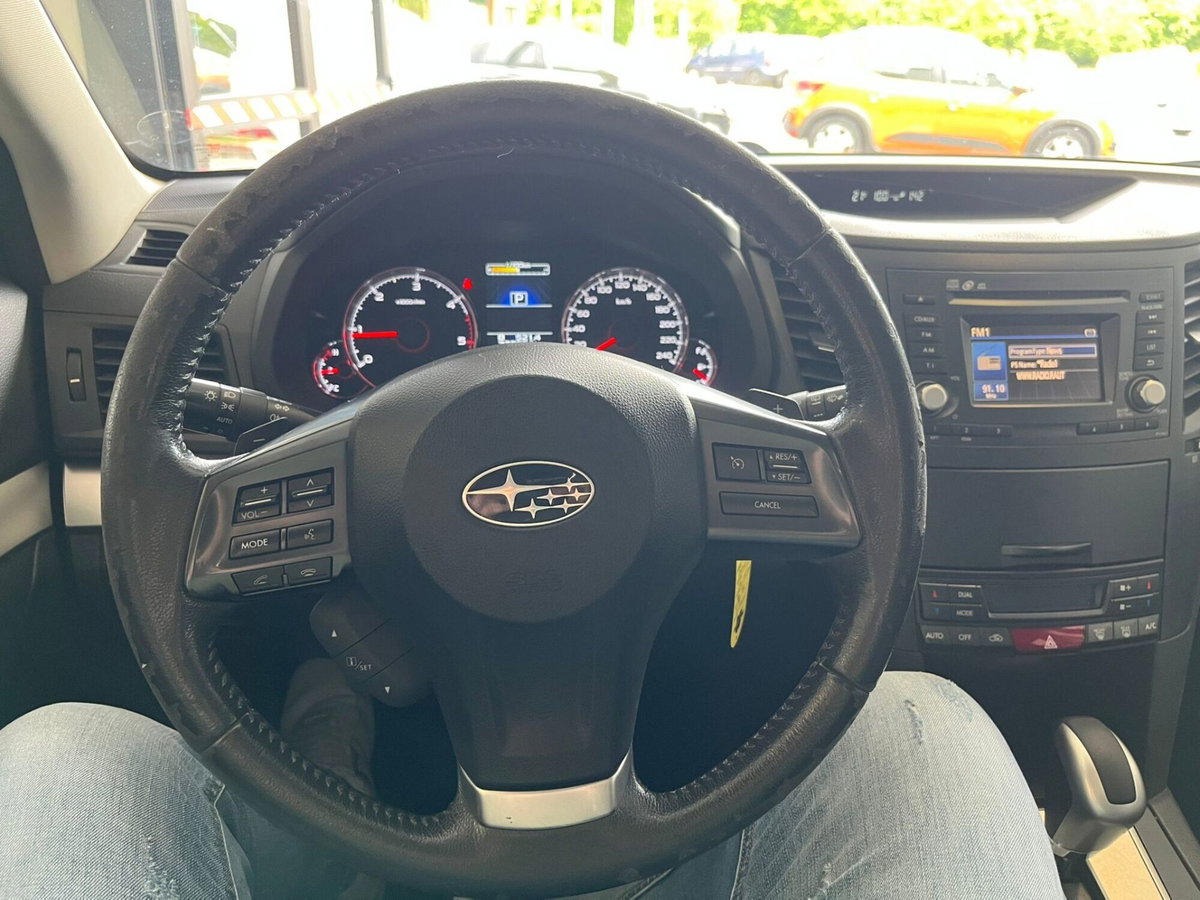 Subaru Outback 2.0D CVT Exclusive (9)