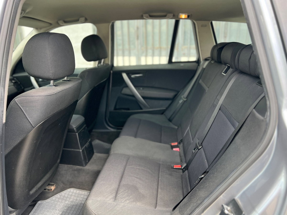 BMW X3 3.0d cat (7)