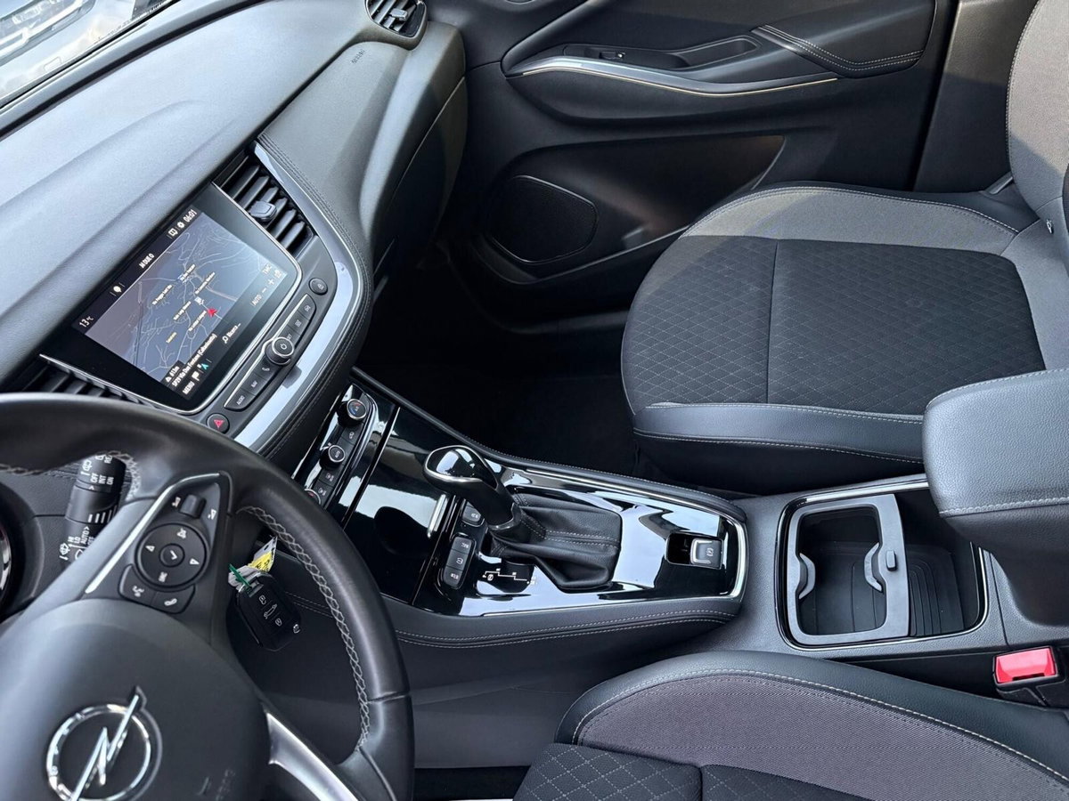 Opel Grandland X 1.5 diesel Ecotec Start&Stop Ultimate (6)