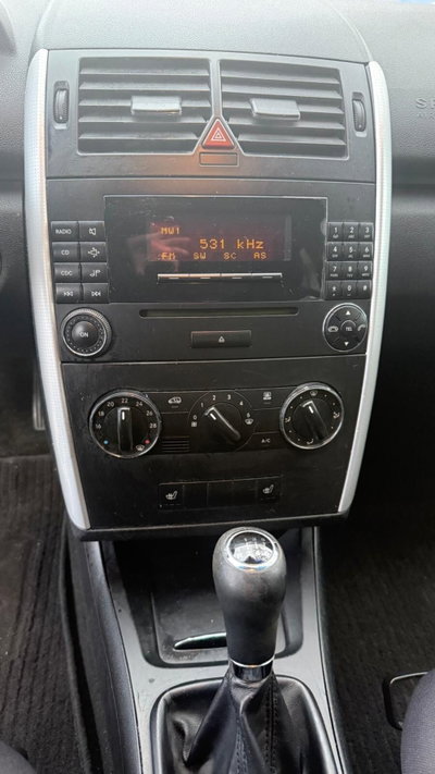 Mercedes-Benz Classe A 180 CDI Avantgarde (10)