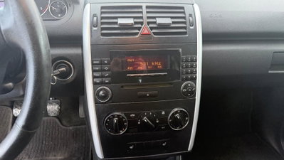 Mercedes-Benz Classe A 180 CDI Avantgarde (12)