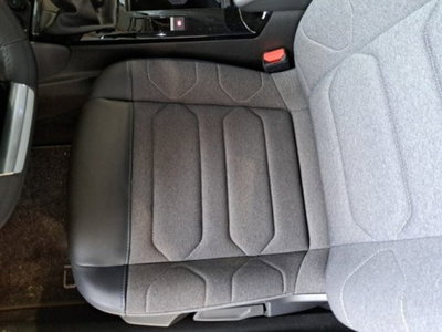 Citroen C4 BlueHDi 110 S&S Feel Pack (9)