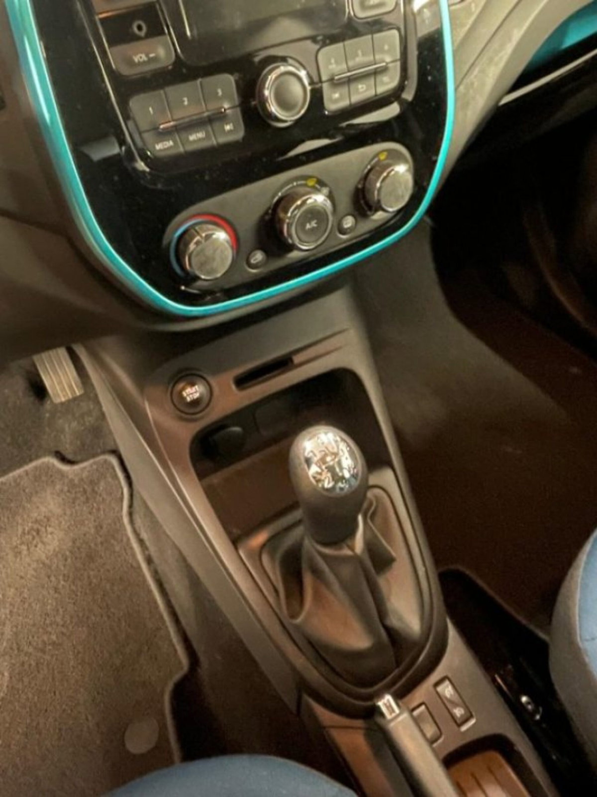 Renault Captur 0.9 TCe 12V 90 CV Start&Stop Zen (3)