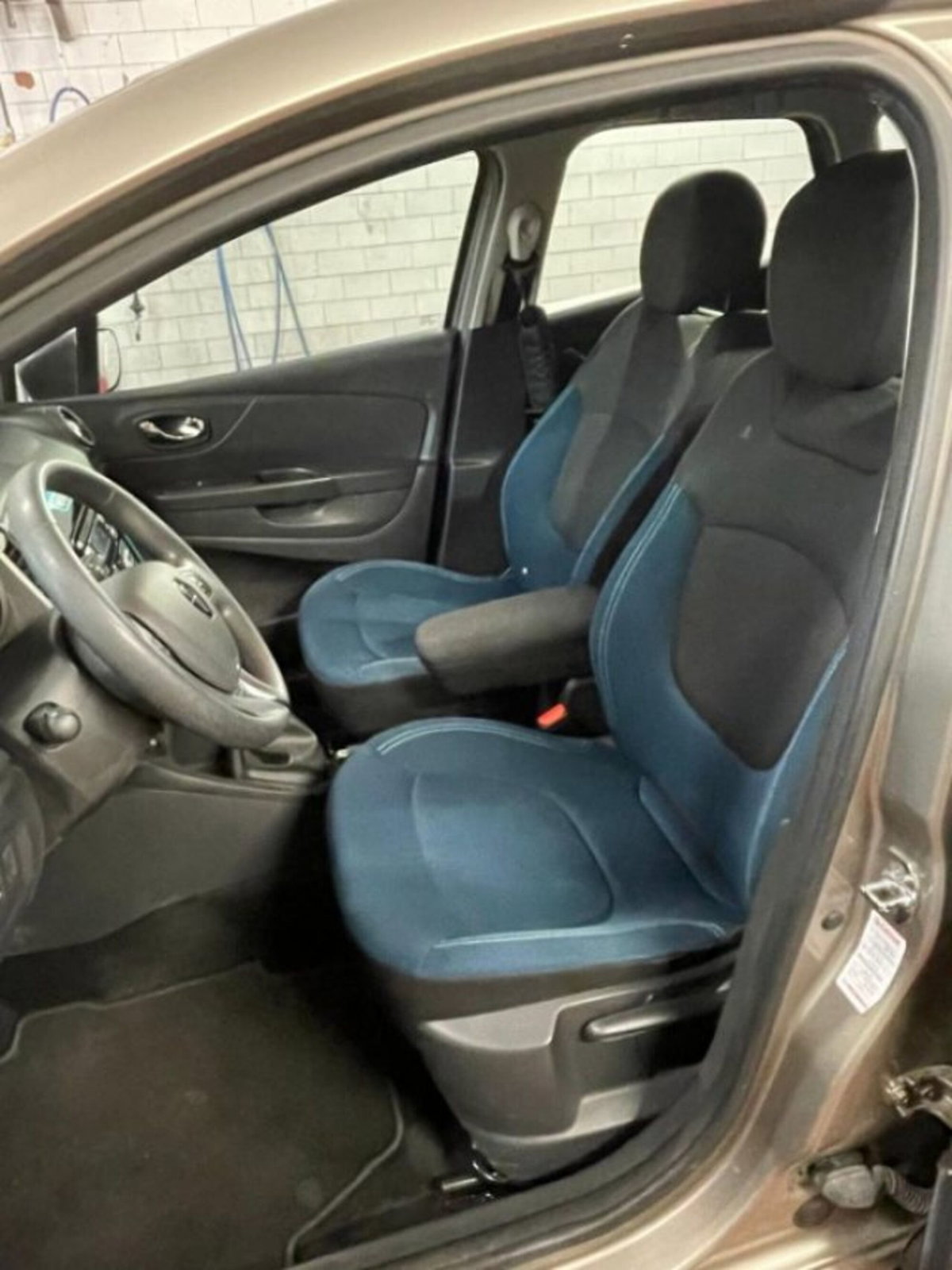 Renault Captur 0.9 TCe 12V 90 CV Start&Stop Zen (8)