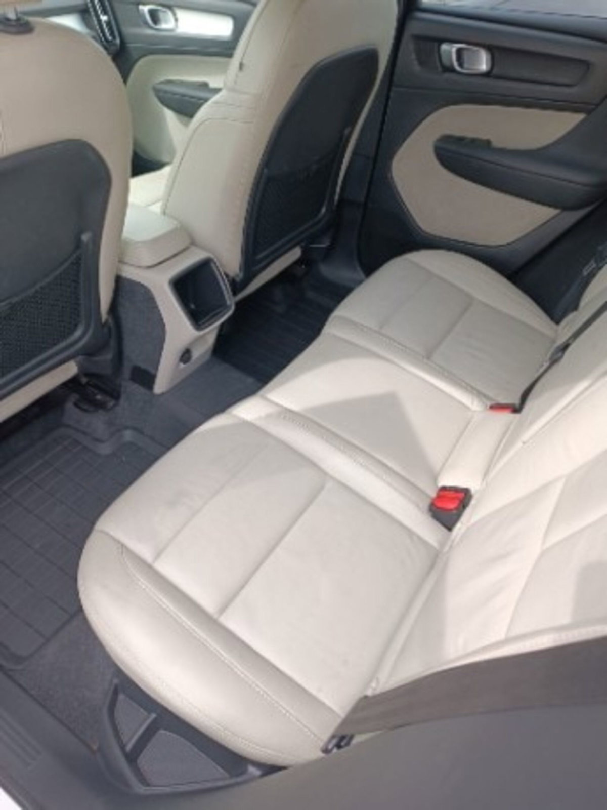 Volvo XC40 T3 Momentum (4)