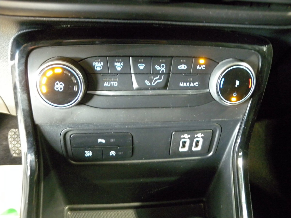 Ford EcoSport 1.0 EcoBoost 125 CV Titanium (9)