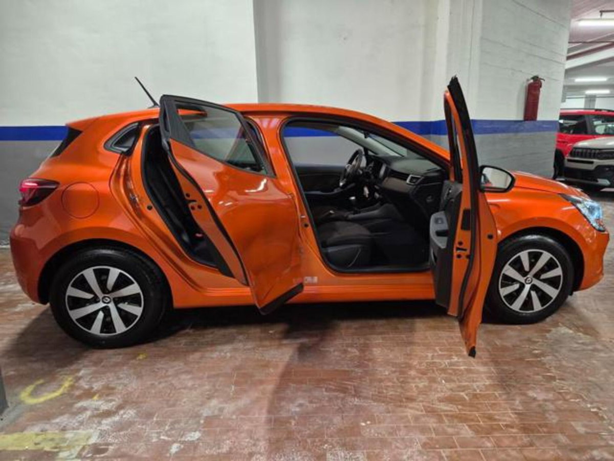 Renault Clio SCe 65 CV 5 porte Life (6)