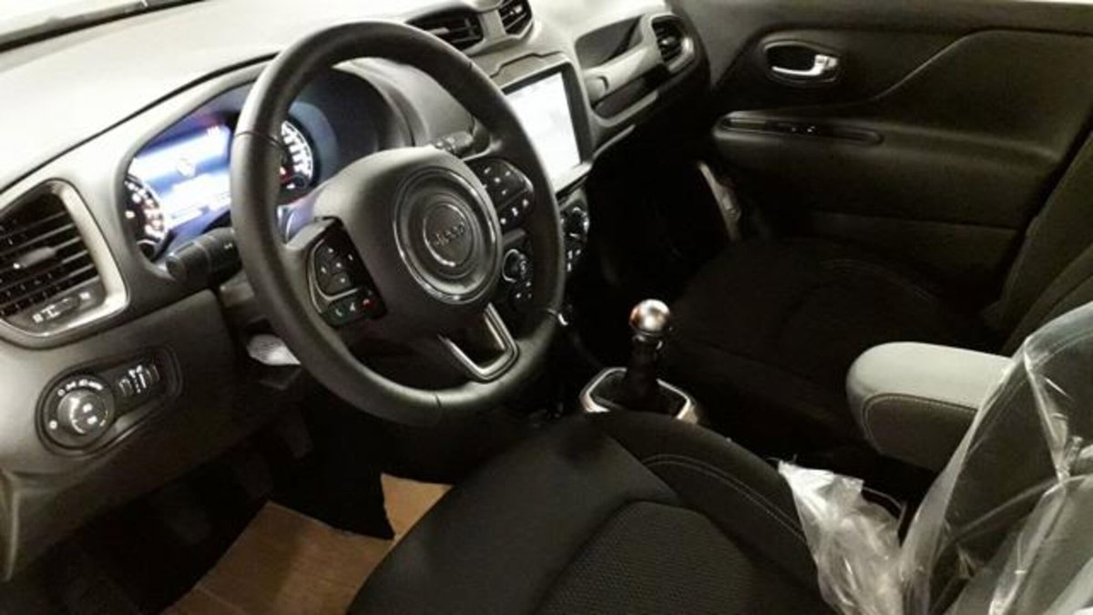 Jeep Renegade 1.0 T3 Limited (7)