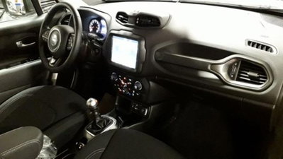 Jeep Renegade 1.0 T3 Limited (8)