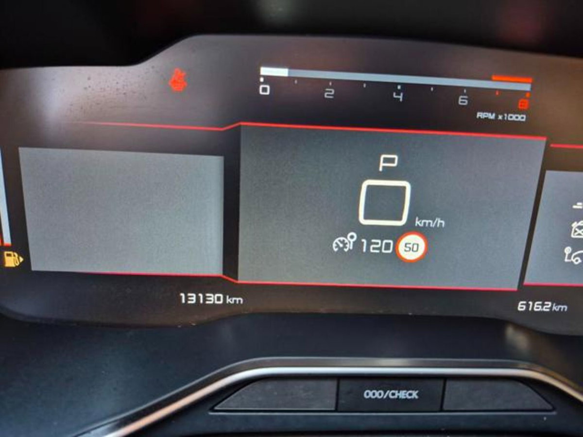 Citroen C5 Aircross Aircross PureTech 130 S&S EAT8 Feel Pack (16)