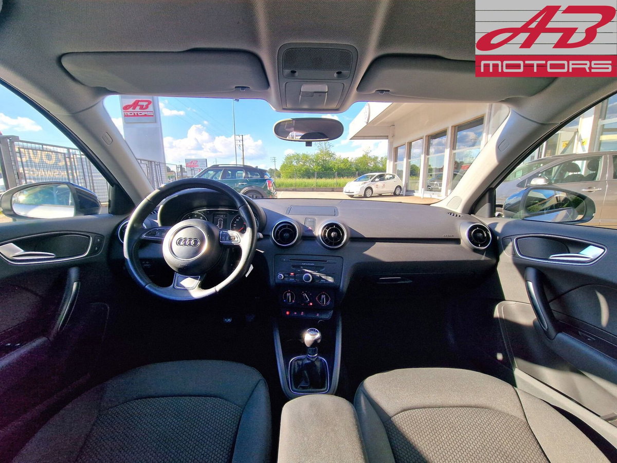 Audi A1 Sportback 1.2 TFSI S line edition (13)