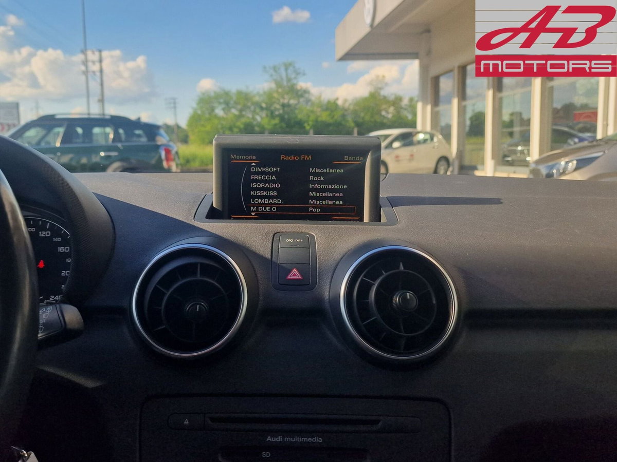 Audi A1 Sportback 1.2 TFSI S line edition (16)