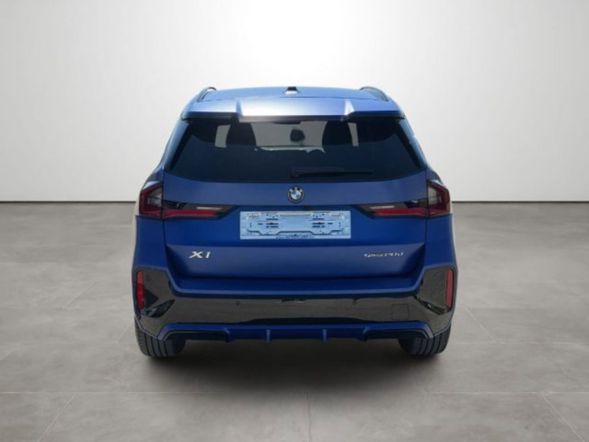BMW X1 sDrive 18d Msport (5)
