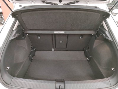Volkswagen T-Roc 1.0 tsi Style 115cv (10)