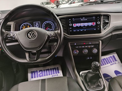 Volkswagen T-Roc 1.0 tsi Style 115cv (12)