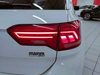 Volkswagen T-Roc 1.0 tsi Style 115cv (8)