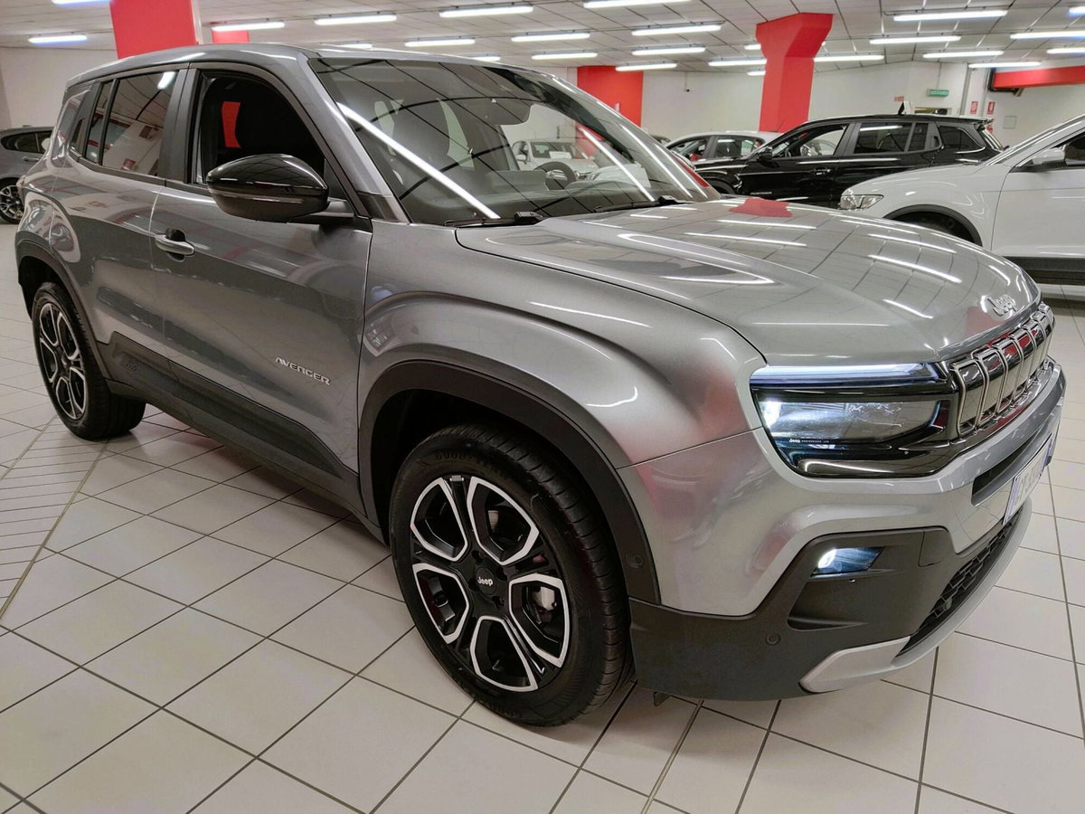 Jeep Avenger 1.2 turbo Summit fwd 100cv (3)