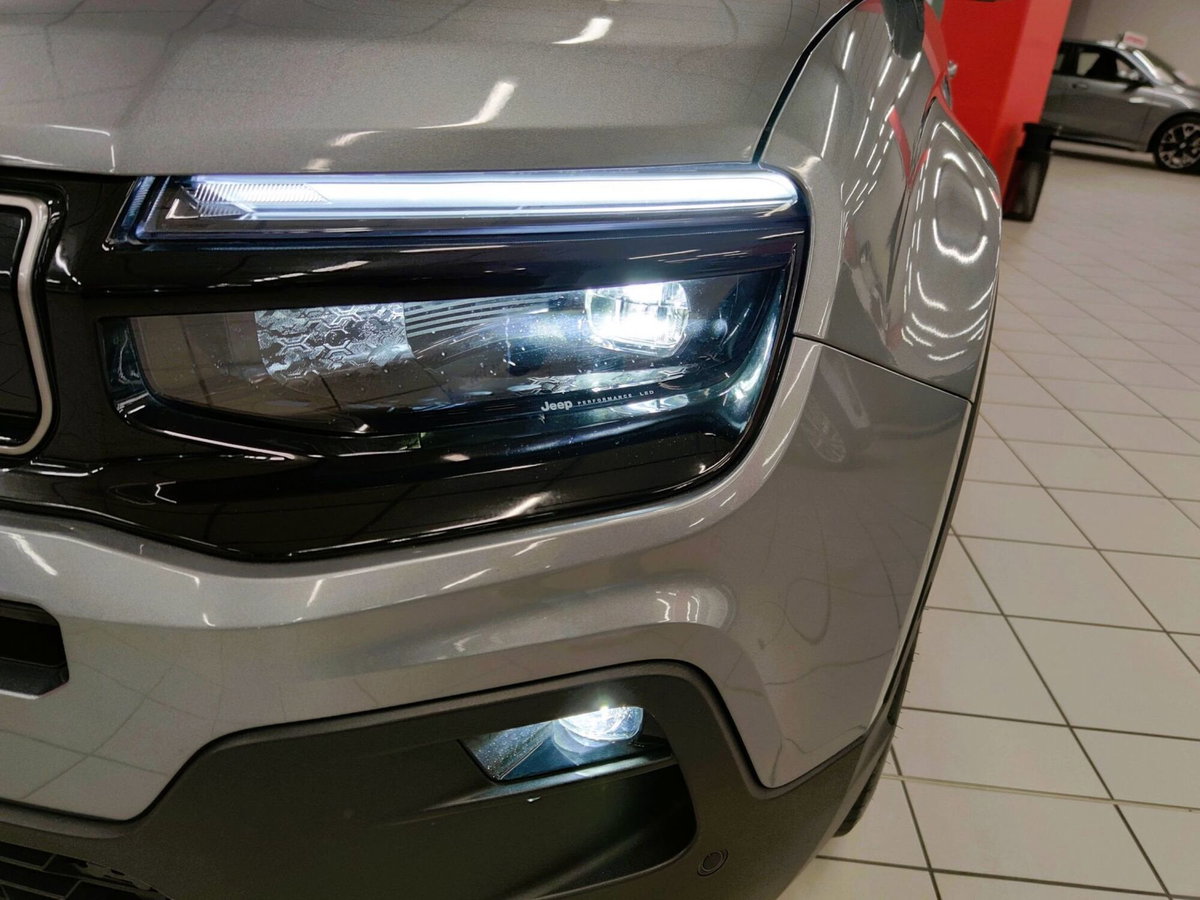 Jeep Avenger 1.2 turbo Summit fwd 100cv (7)