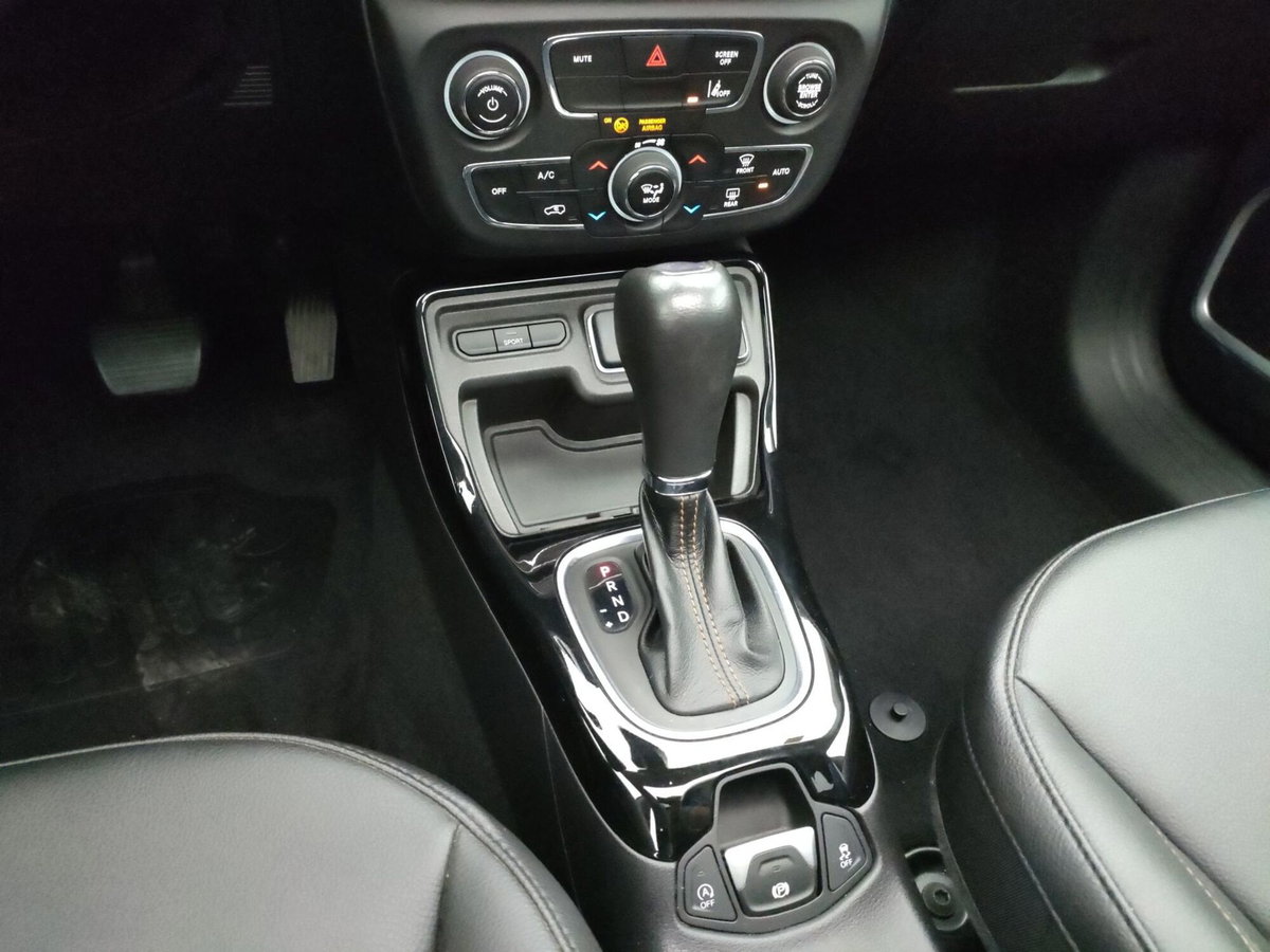 Jeep Compass 1.3 Turbo T4 150 CV aut. 2WD Limited (11)
